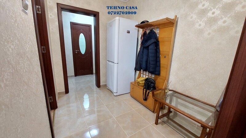 13 Seprembrie, Panduri, metrou Academia Militara la 800m