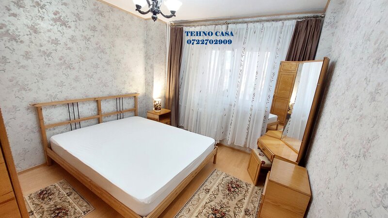 13 Seprembrie, Panduri, metrou Academia Militara la 800m