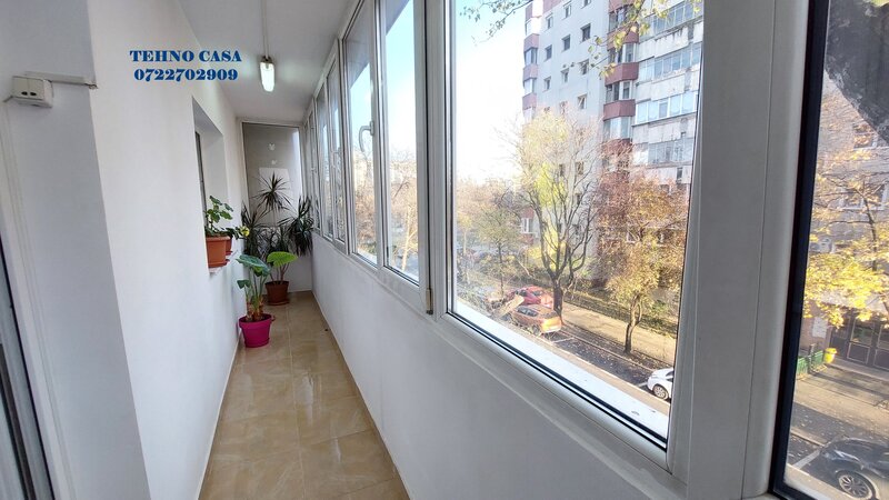 13 Seprembrie, Panduri, metrou Academia Militara la 800m