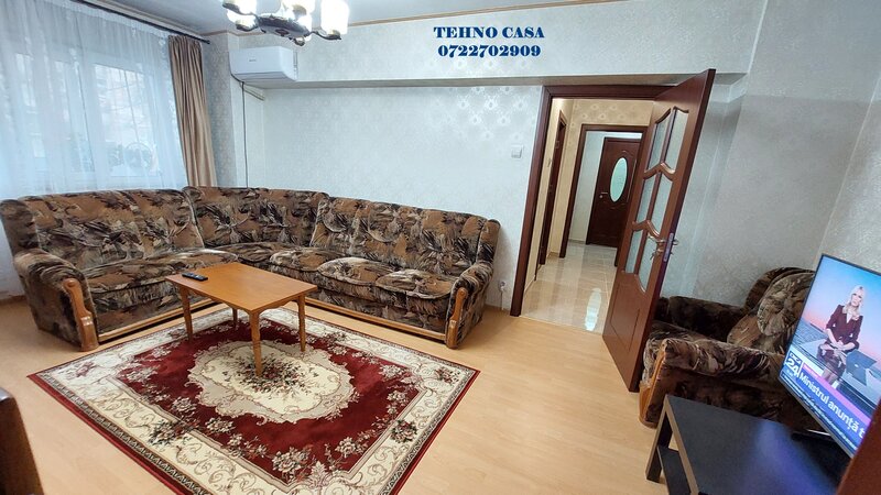 13 Seprembrie, Panduri, metrou Academia Militara la 800m