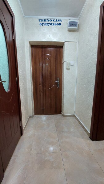 13 Seprembrie, Panduri, metrou Academia Militara la 800m